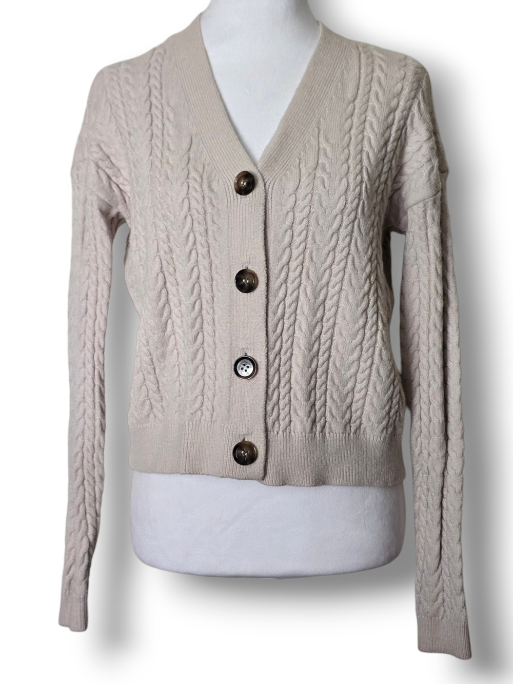 Tahari V-Neck Cable Knit Oatmeal Beige Cropped Button Up Cardigan - Size XS
